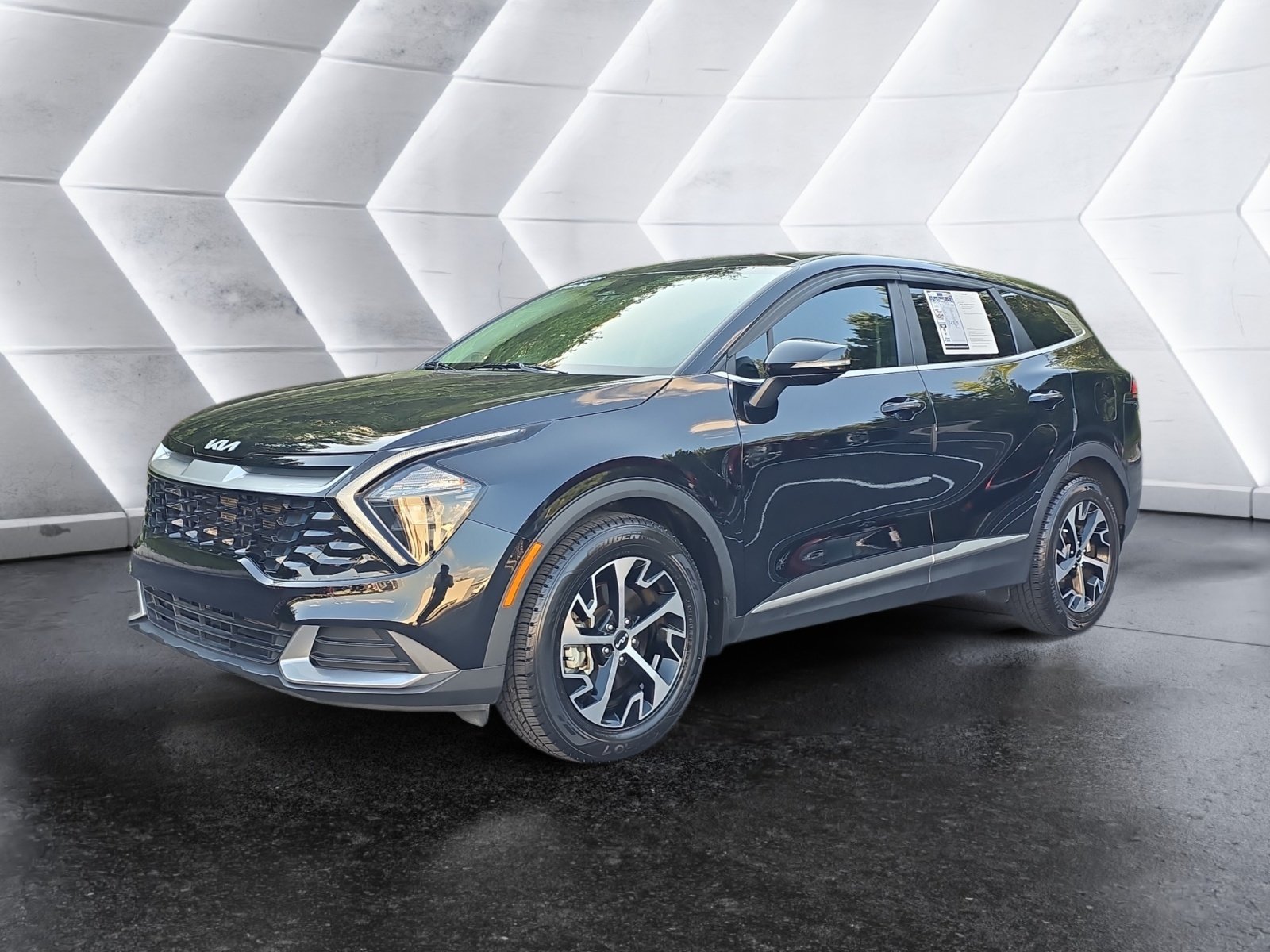 Used 2023 Kia Sportage EX