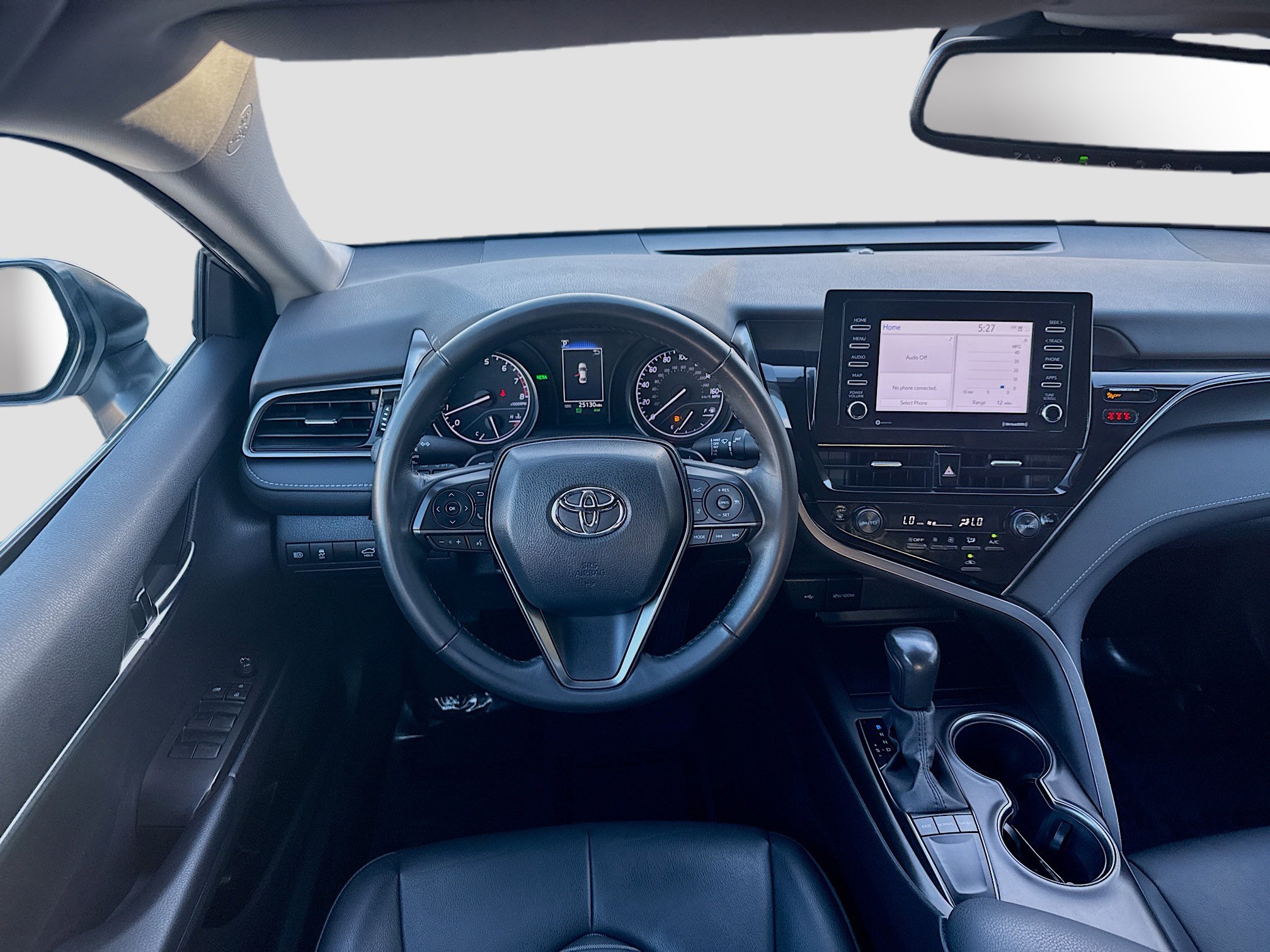 Used 2024 Toyota Camry SE w/ Convenience Package image 20