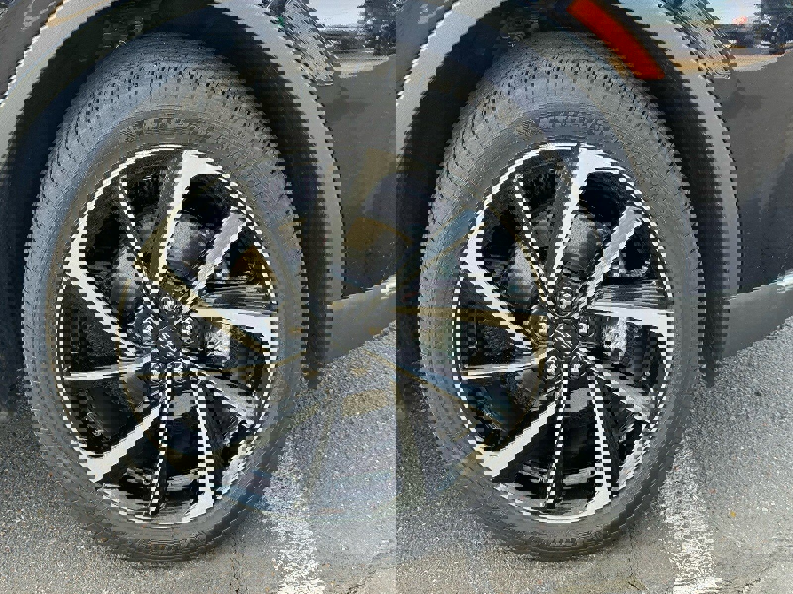 Used 2024 Lincoln Corsair Reserve w/ Equipment Group 201A image 11