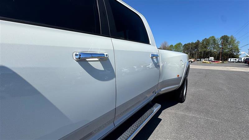 Used 2017 RAM 3500 Laramie image 14