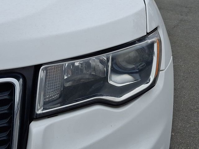 Used 2017 Jeep Grand Cherokee Limited image 9