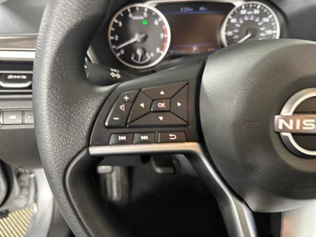 Used 2024 Nissan Altima 2.5 SV image 15