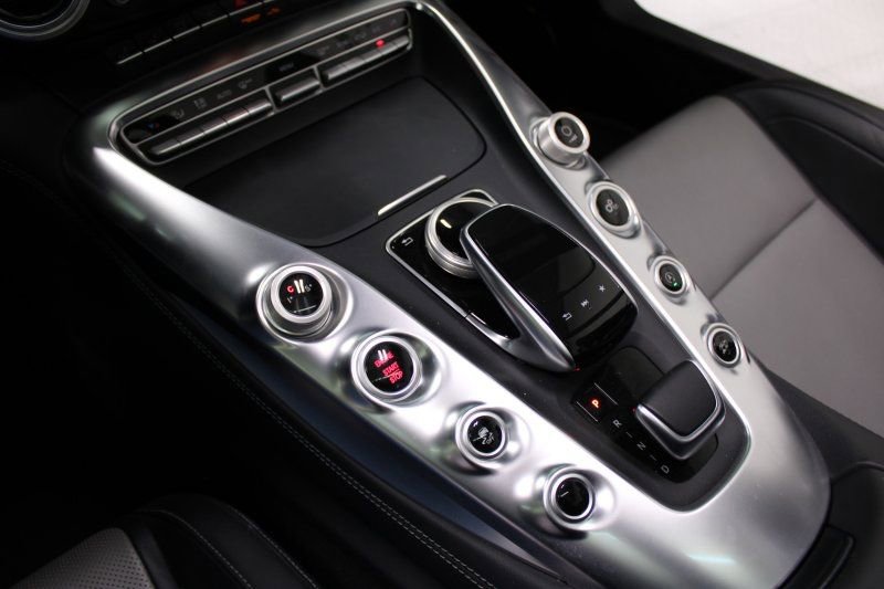 Used 2019 Mercedes-Benz AMG GT Roadster image 28