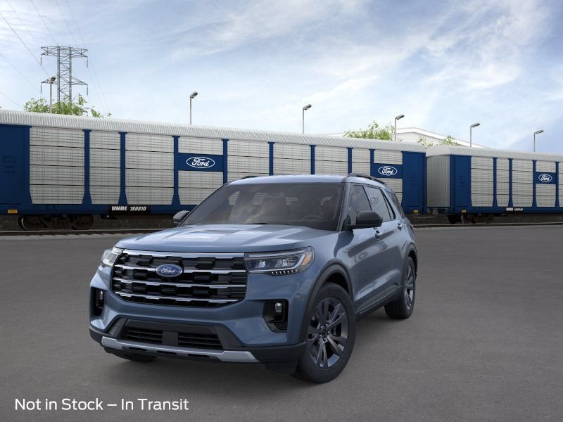New 2026 Ford Explorer Active w/ Active Comfort Package AWD/4WD image 2
