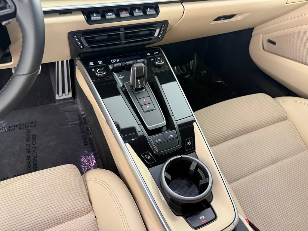 Certified 2023 Porsche 911 Targa 4S AWD/4WD image 23