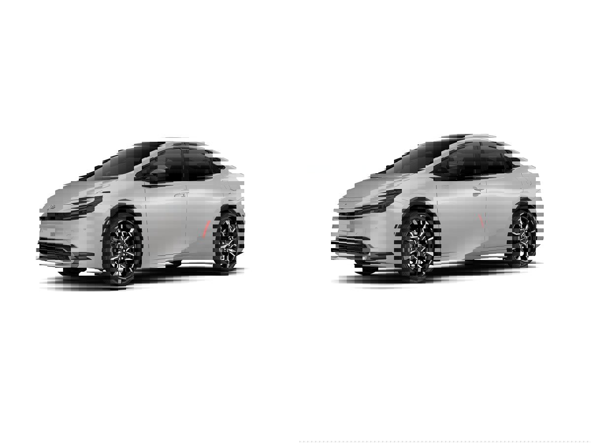 New 2026 Toyota Prius Plug-In Hybrid image 2