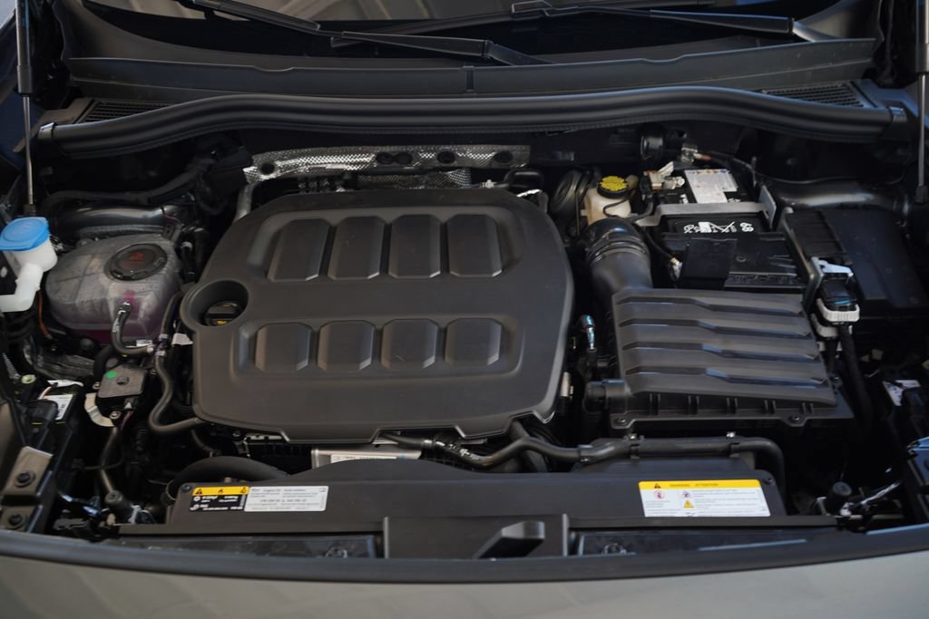 New 2026 Volkswagen Tiguan SE AWD/4WD image 12