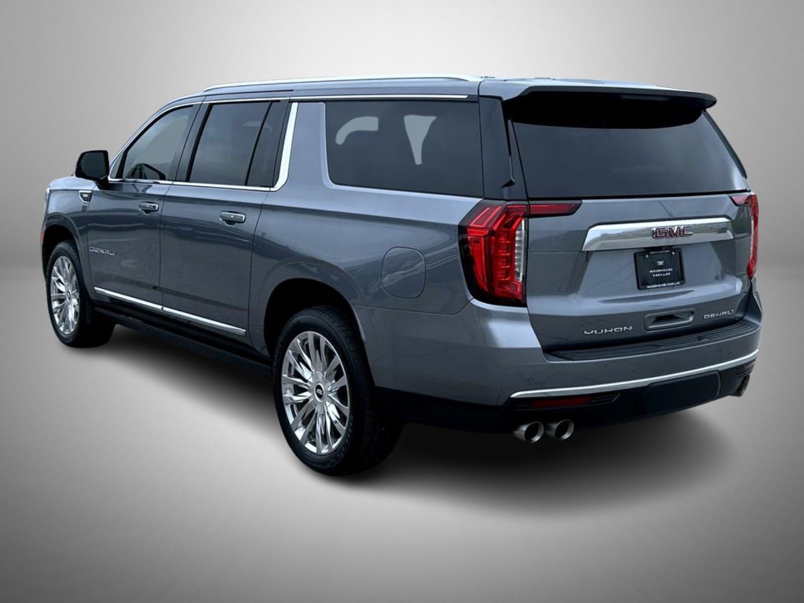 Used 2022 GMC Yukon XL Denali w/ Denali Premium Package AWD/4WD image 7