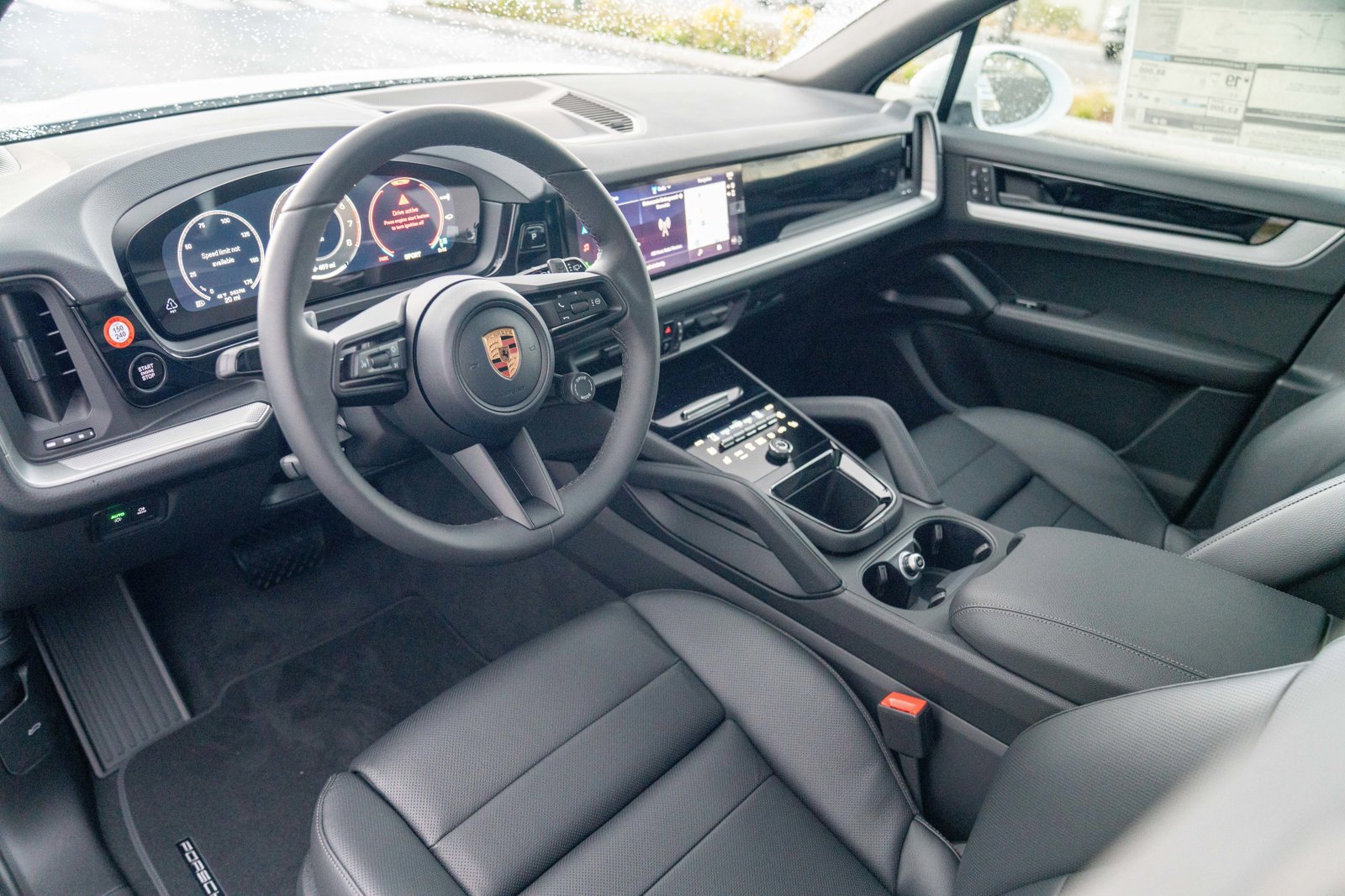 Certified 2026 Porsche Cayenne AWD/4WD image 4