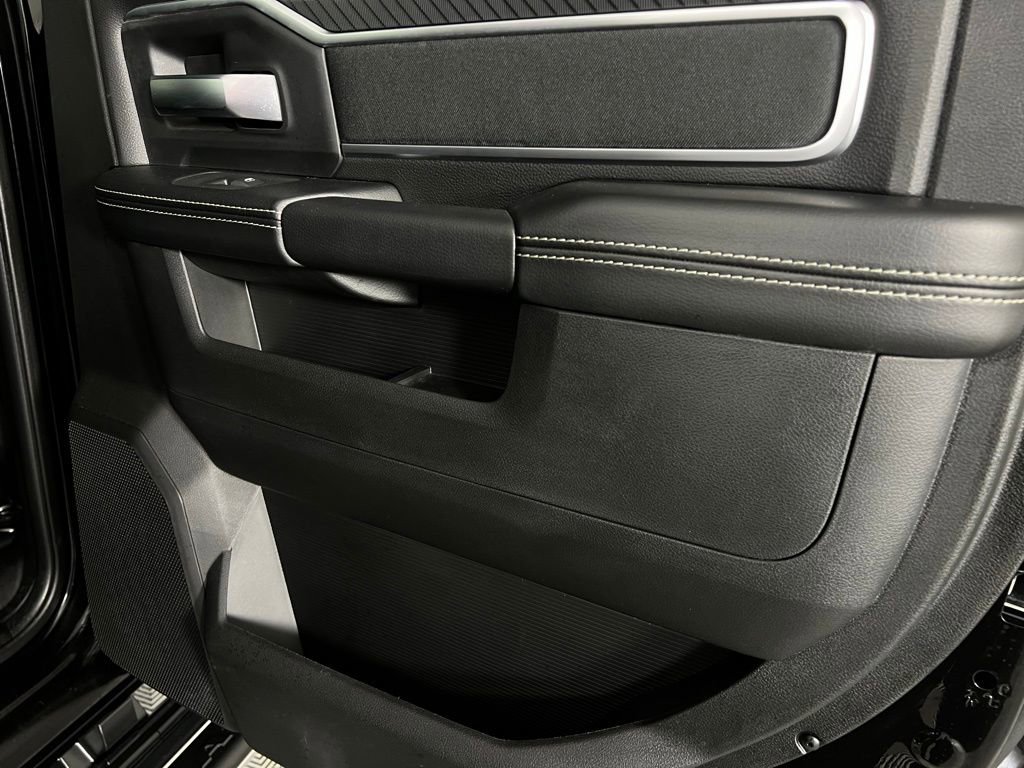 Used 2025 RAM 2500 Big Horn image 29