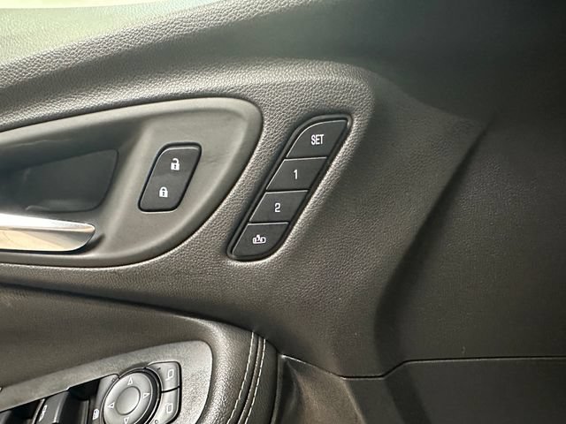 Used 2024 Buick Encore GX Avenir w/ Avenir Technology Package AWD/4WD image 7