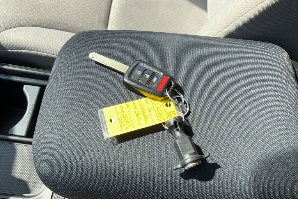 Used 2016 Honda CR-V SE image 25