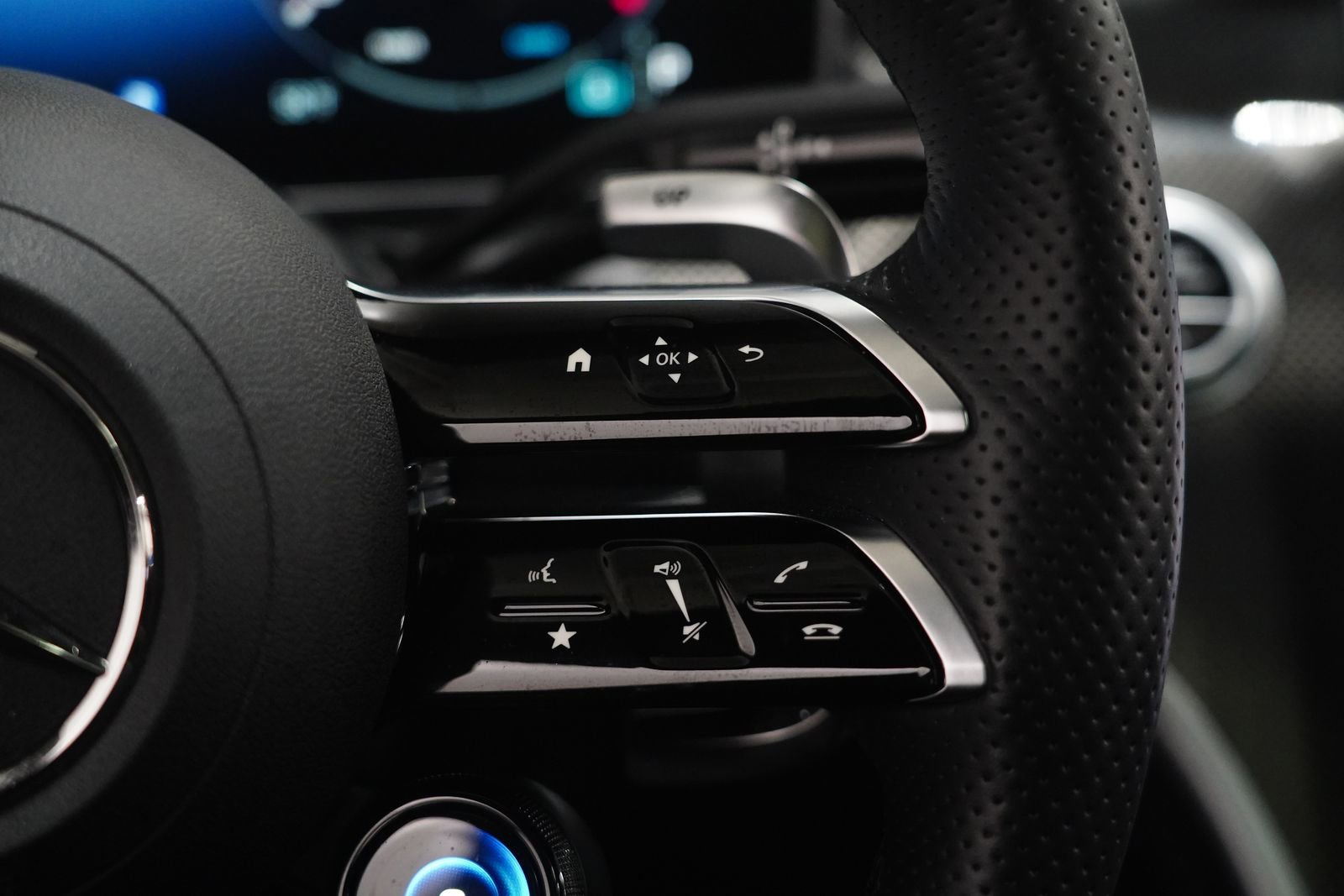 Certified 2024 Mercedes-Benz C 43 AMG 4MATIC Sedan image 19