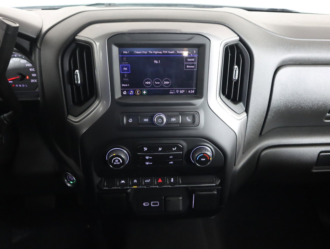 Used 2022 Chevrolet Silverado 1500 Custom image 21