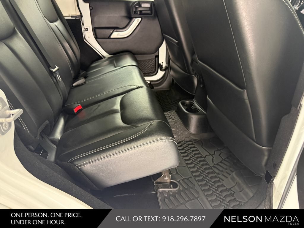 Used 2014 Jeep Wrangler Unlimited Sahara w/ Mopar Chrome Edition Group AWD/4WD image 36