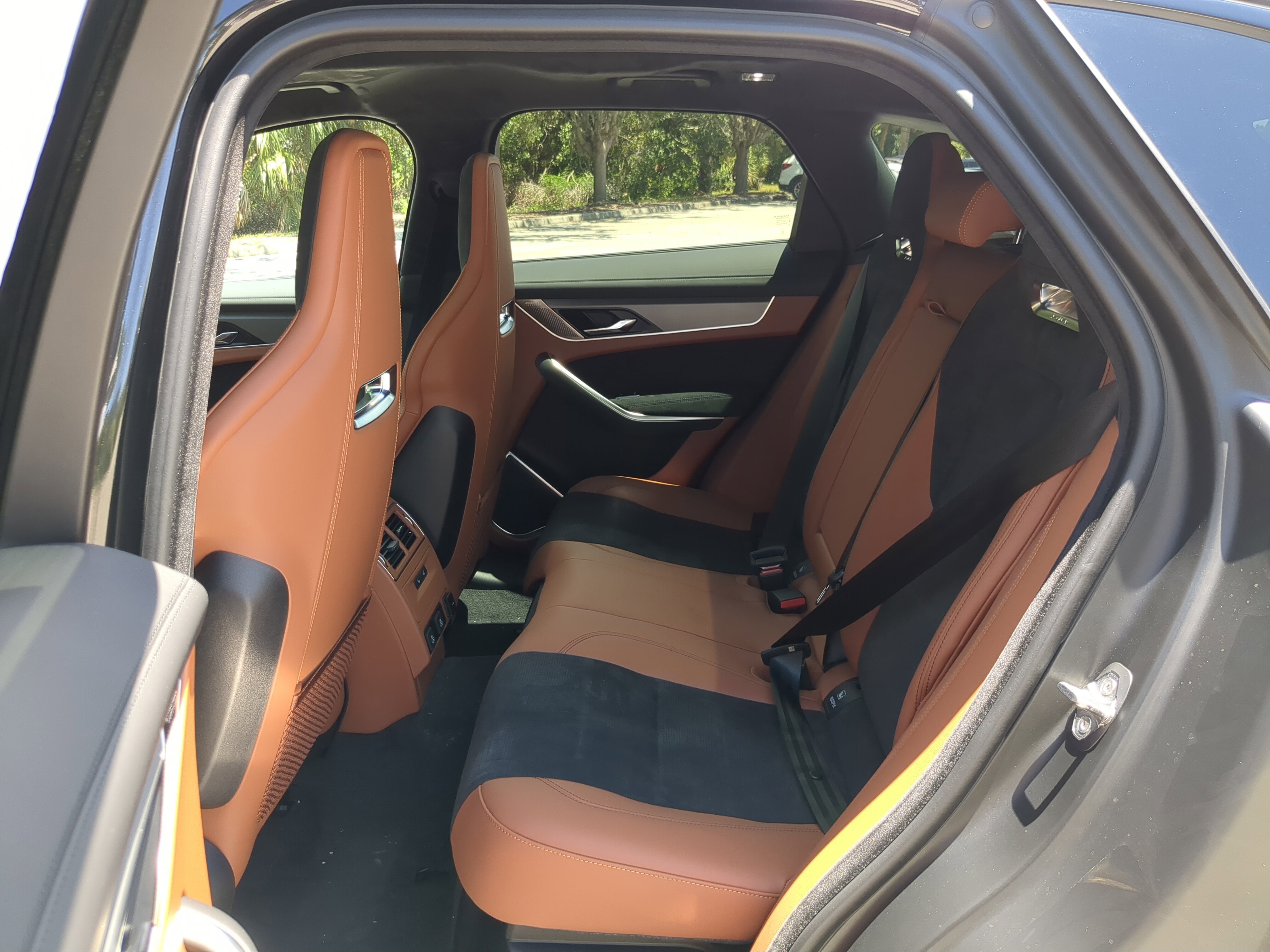 New 2026 Jaguar F-PACE SVR 575 Edition image 15