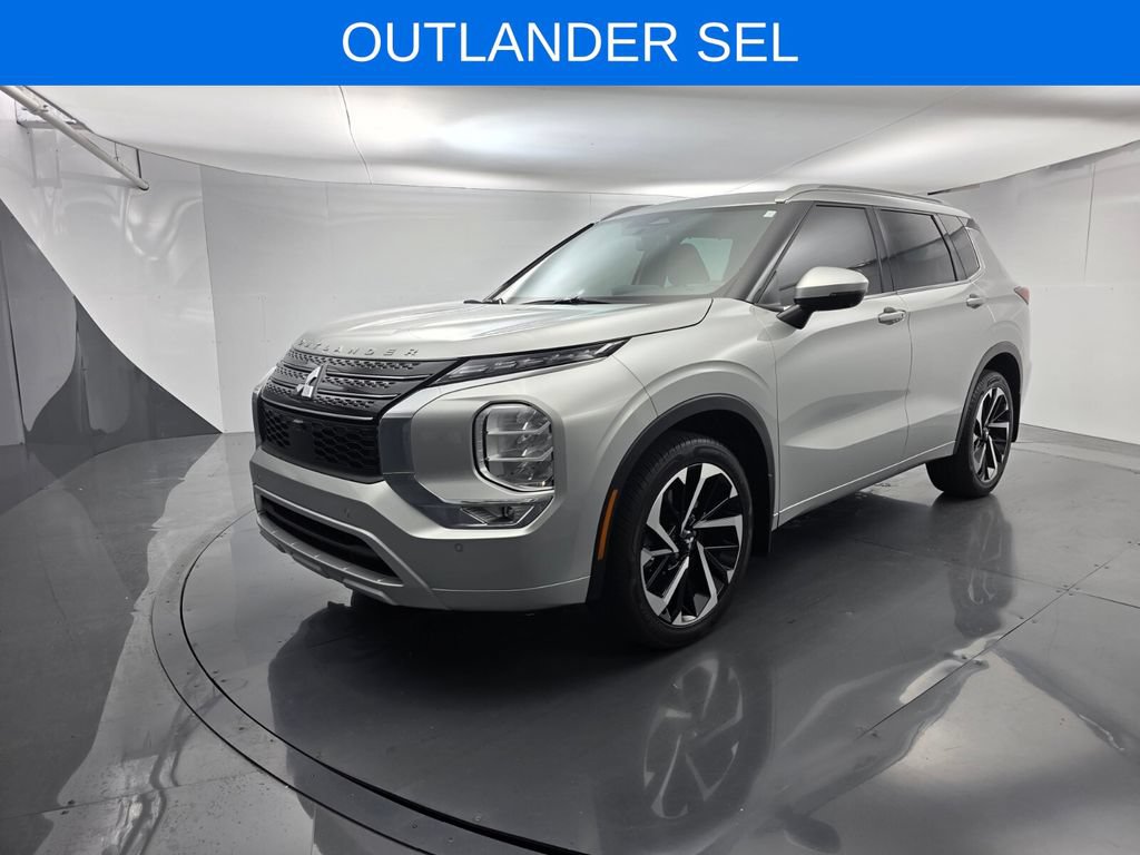 Used 2023 Mitsubishi Outlander SEL FWD image 8