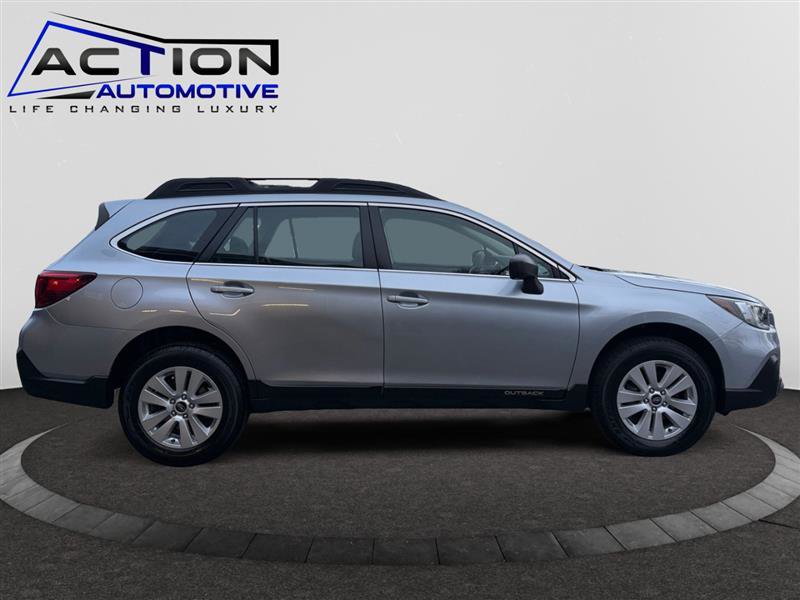 Used 2019 Subaru Outback 2.5i image 9