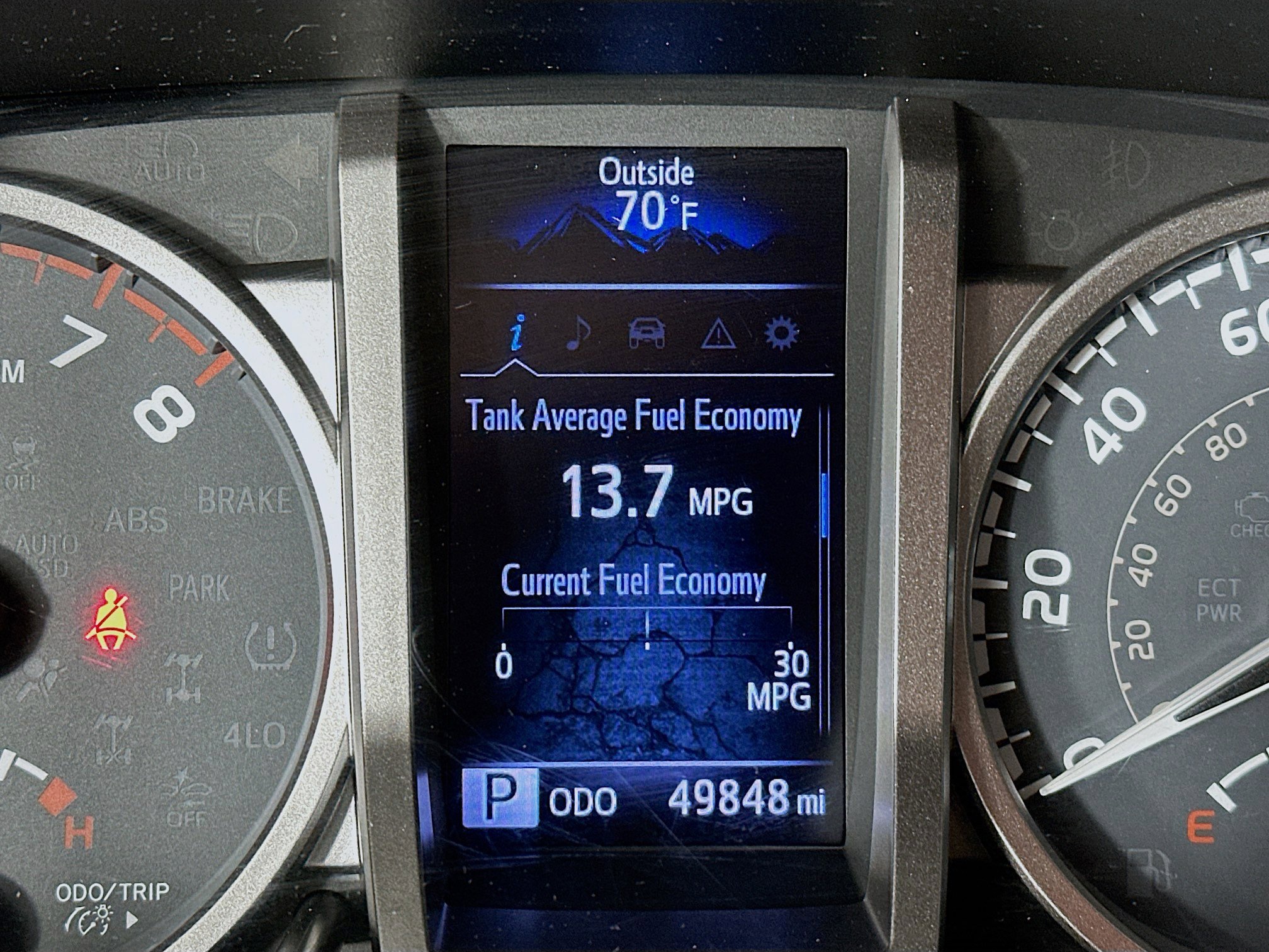Used 2019 Toyota Tacoma SR5 RWD image 18