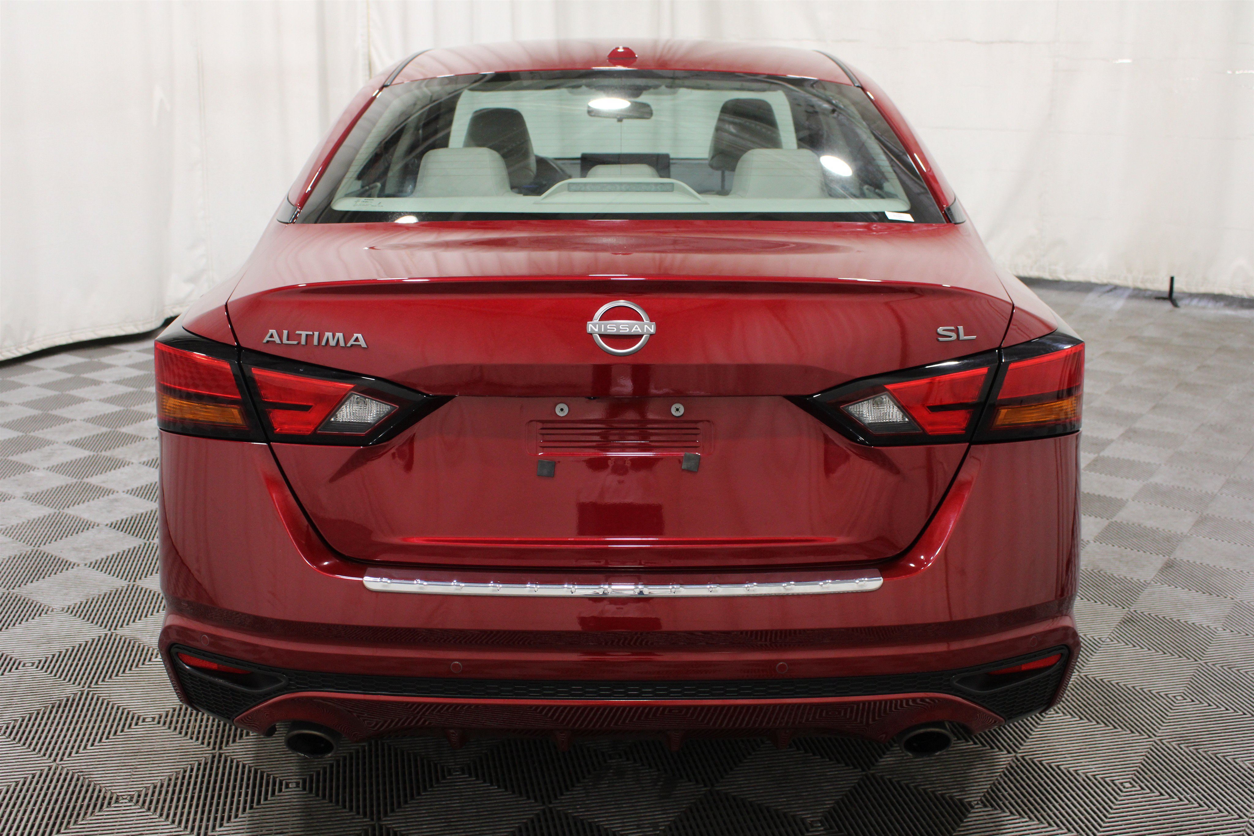 Used 2023 Nissan Altima 2.5 SL FWD image 31