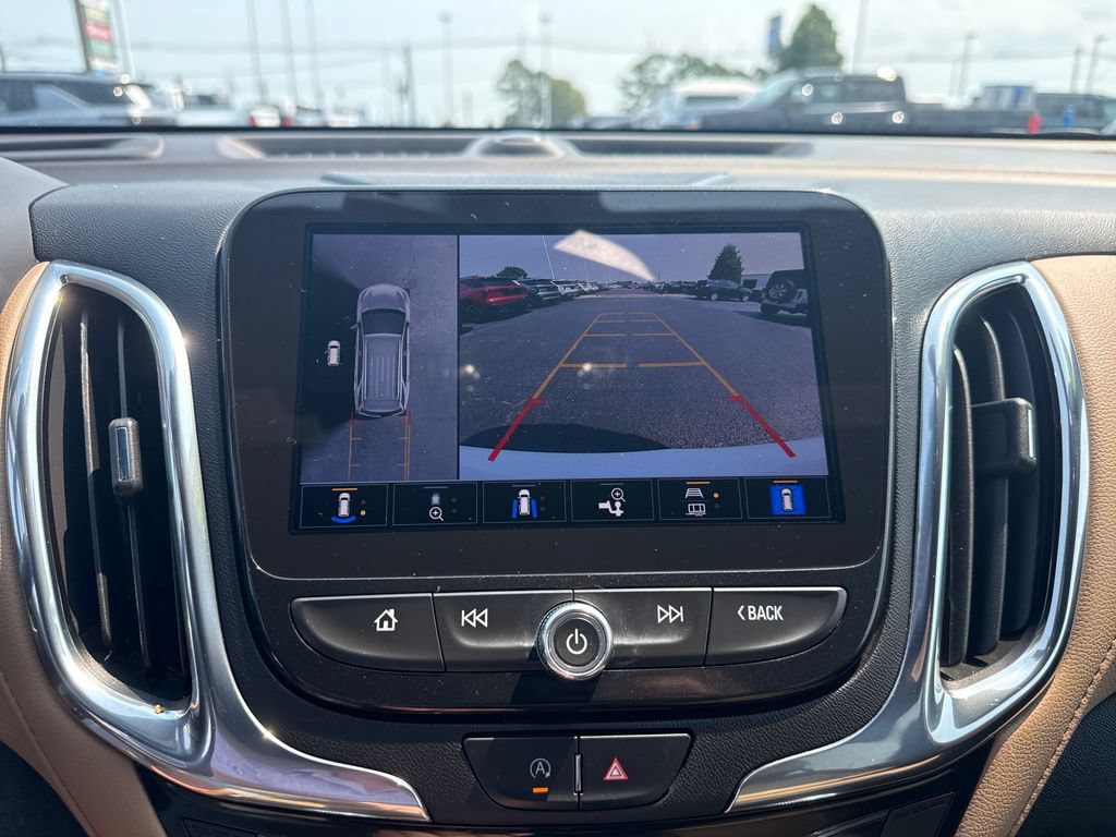 Used 2023 Chevrolet Equinox Premier AWD/4WD image 24