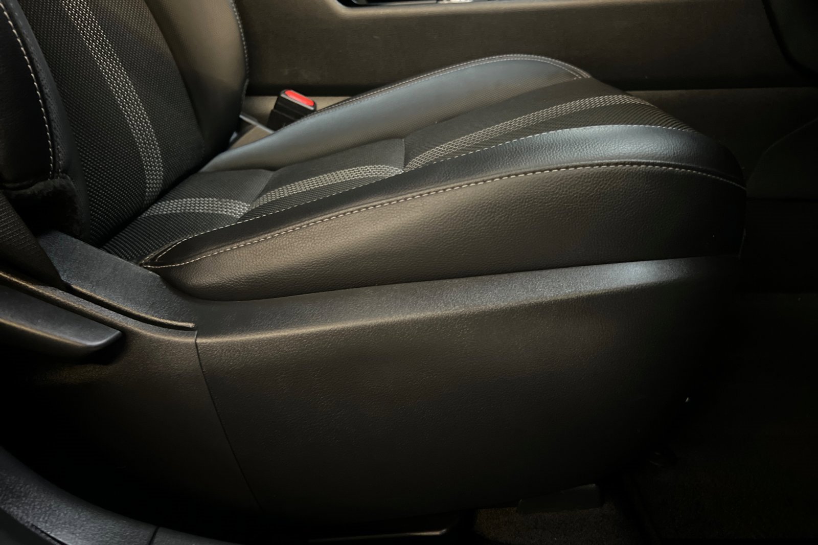 Used 2023 MAZDA CX-50 2.5 S w/ Preferred Plus Pkg image 23