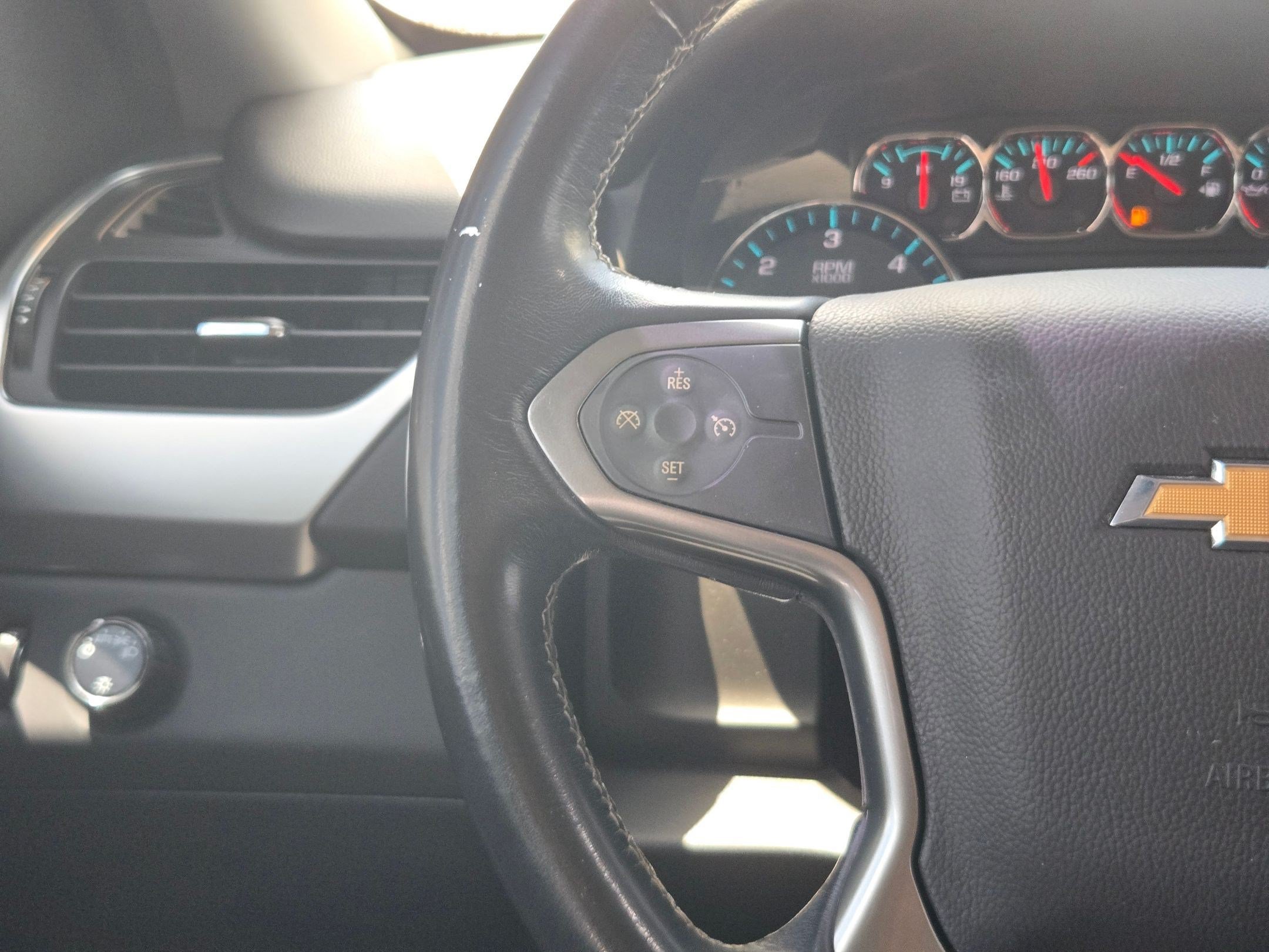 Certified 2020 Chevrolet Tahoe LS RWD image 20