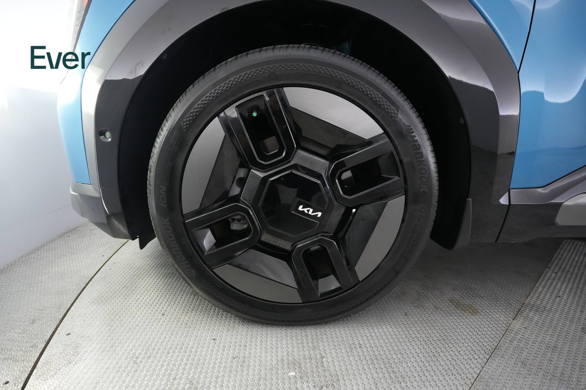 Used 2024 Kia EV9 GT-Line AWD/4WD image 19