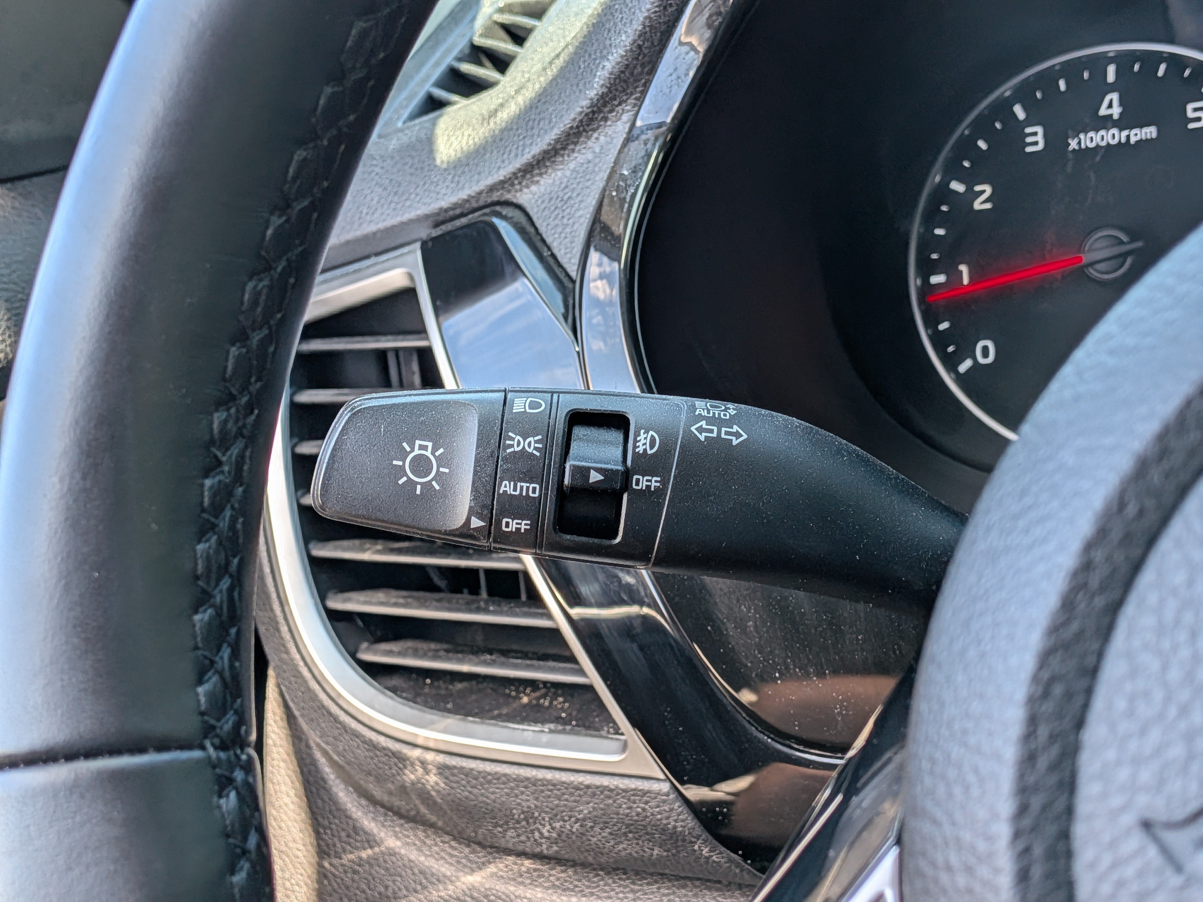Used 2023 Kia Seltos EX AWD/4WD image 29