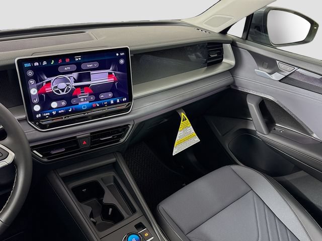 New 2026 Volkswagen Tiguan SE AWD/4WD image 24