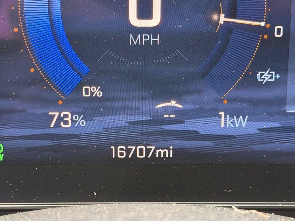 Used 2024 Chevrolet Equinox EV RS FWD image 19
