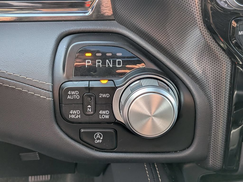 Used 2024 RAM 1500 Limited AWD/4WD image 22