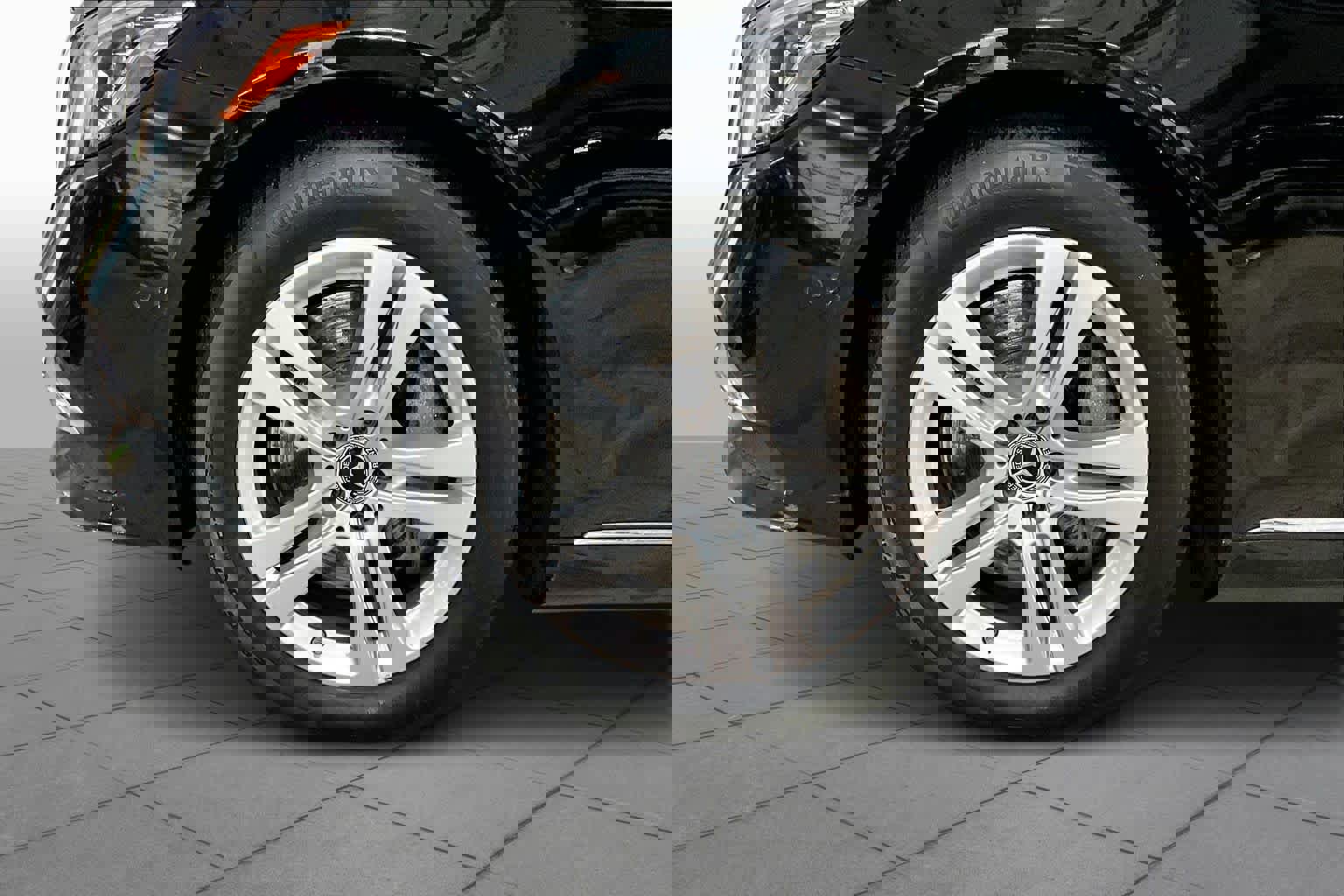 Used 2019 Mercedes-Benz S 560 4MATIC Sedan image 11