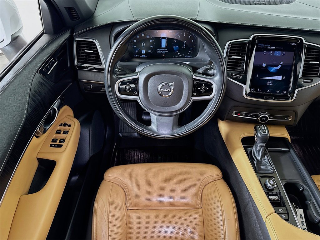 Used 2021 Volvo XC90 T6 Inscription w/ Advanced Package image 22