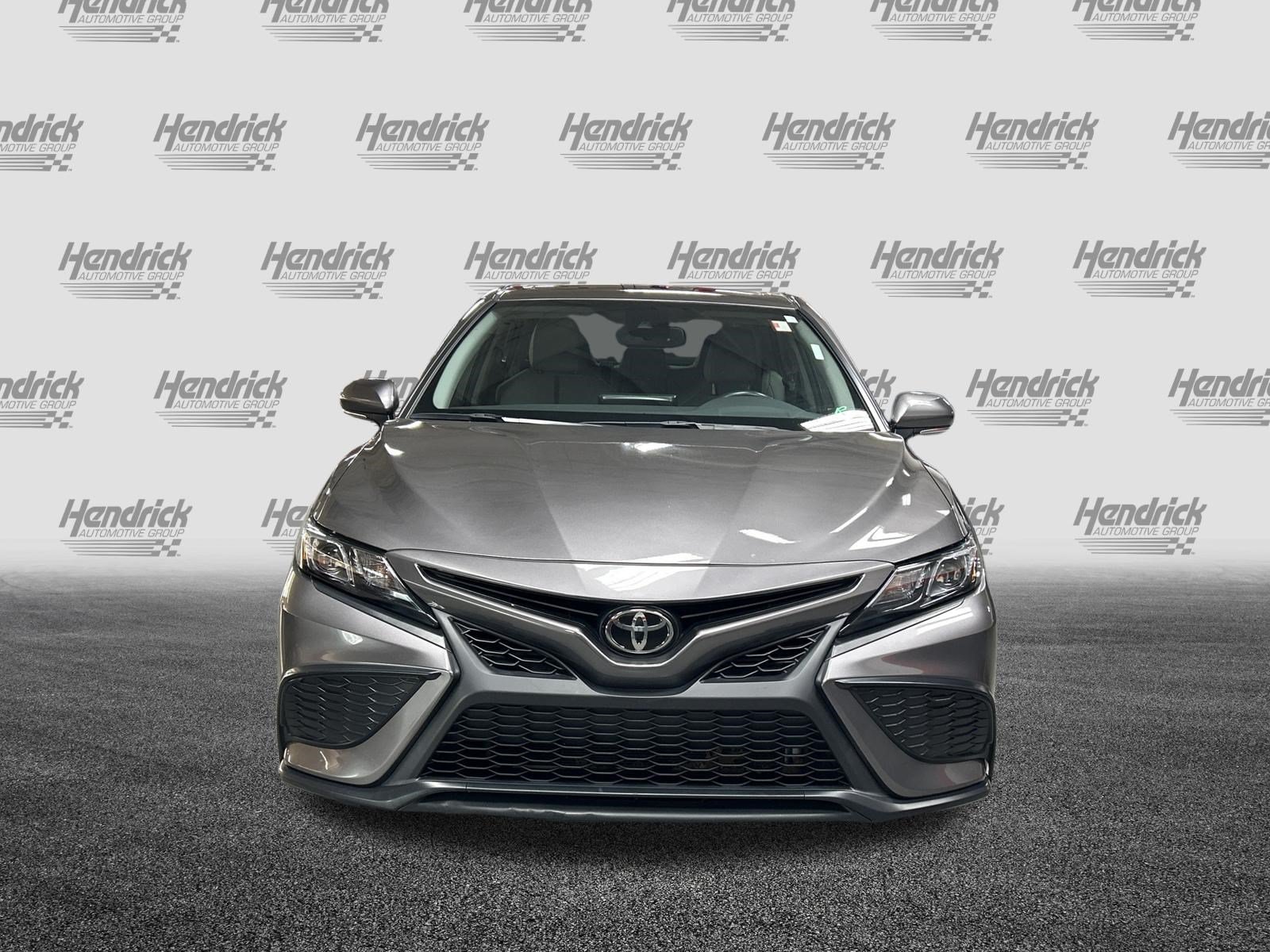 Used 2024 Toyota Camry SE w/ Cold Weather Package FWD image 3