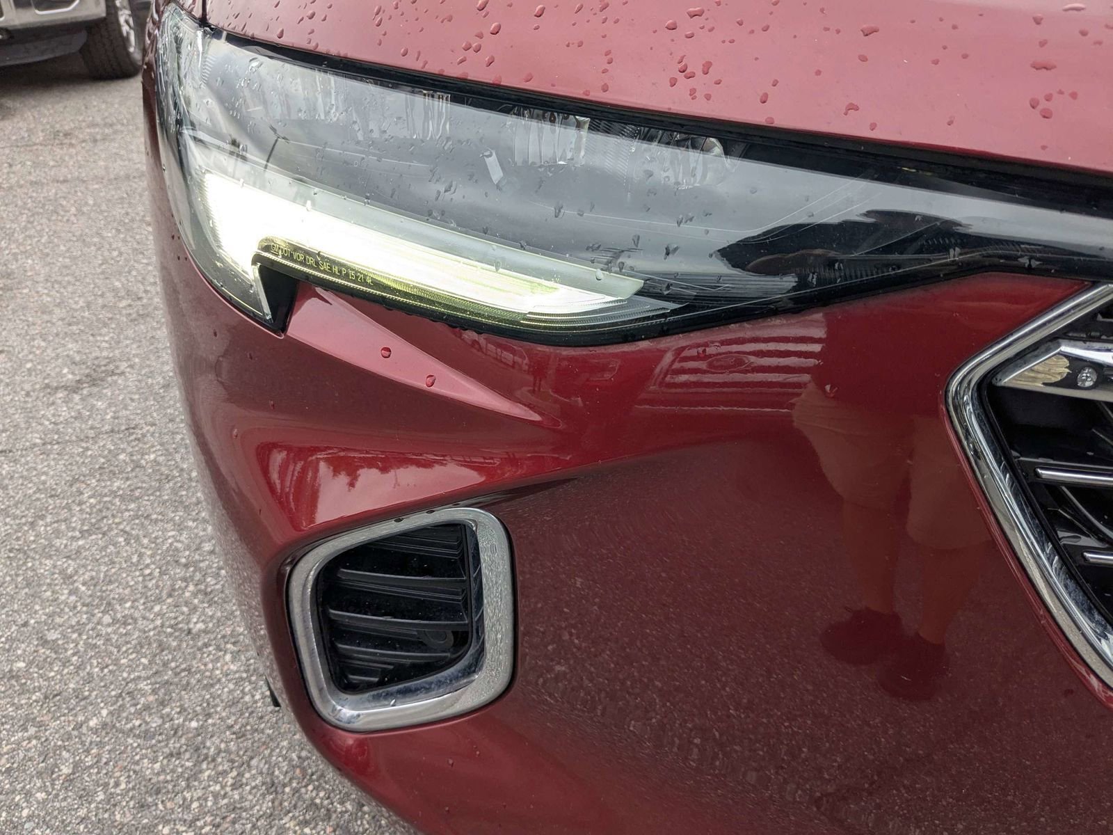 Used 2021 Buick Envision Essence w/ Technology Package I image 10