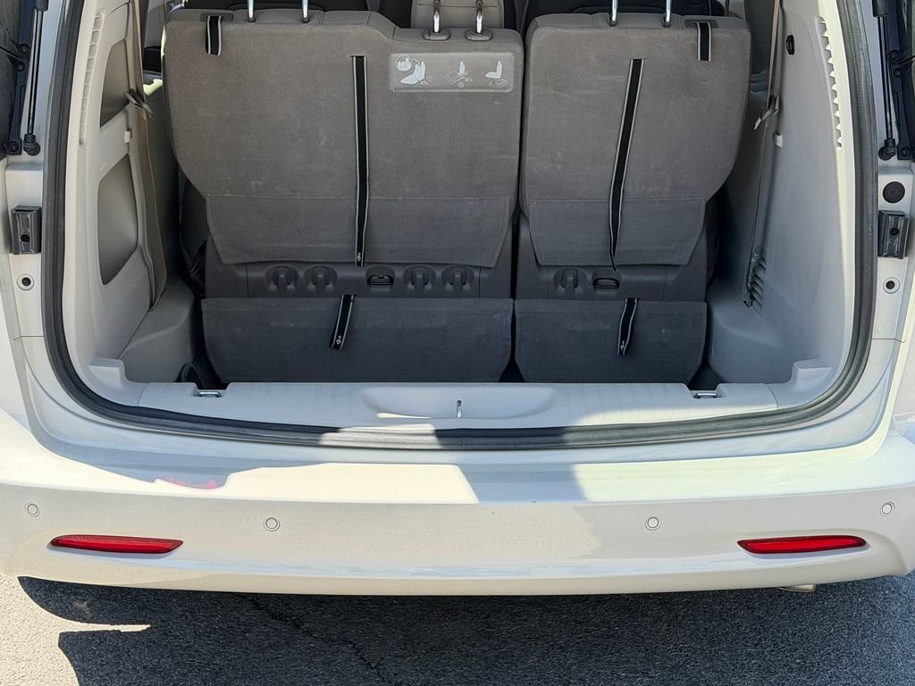 Used 2019 Chrysler Pacifica LX w/ Tire & Wheel Group FWD image 25