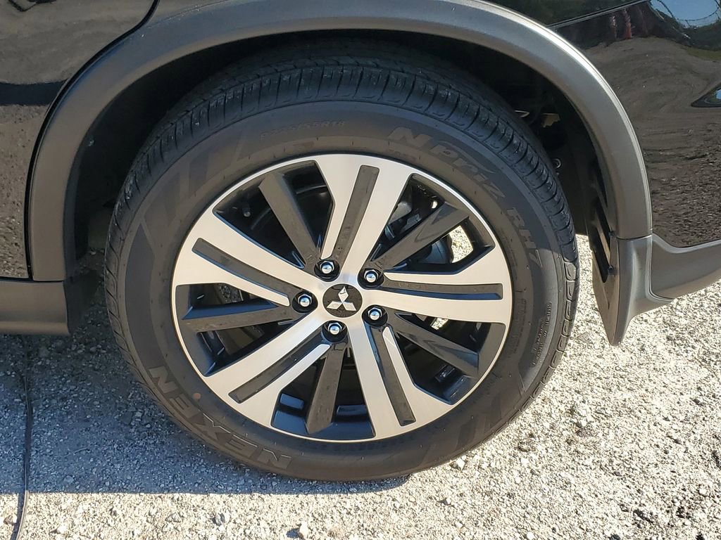 Used 2025 Mitsubishi Outlander Sport ES image 5