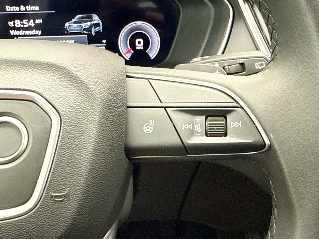 Used 2023 Audi Q5 2.0T Premium Plus w/ Premium Plus Package image 12