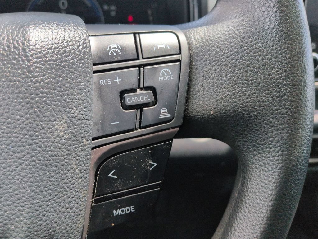 Used 2025 Toyota Camry LE FWD image 21