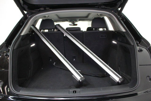 Used 2021 Audi Q5 Premium Plus image 31