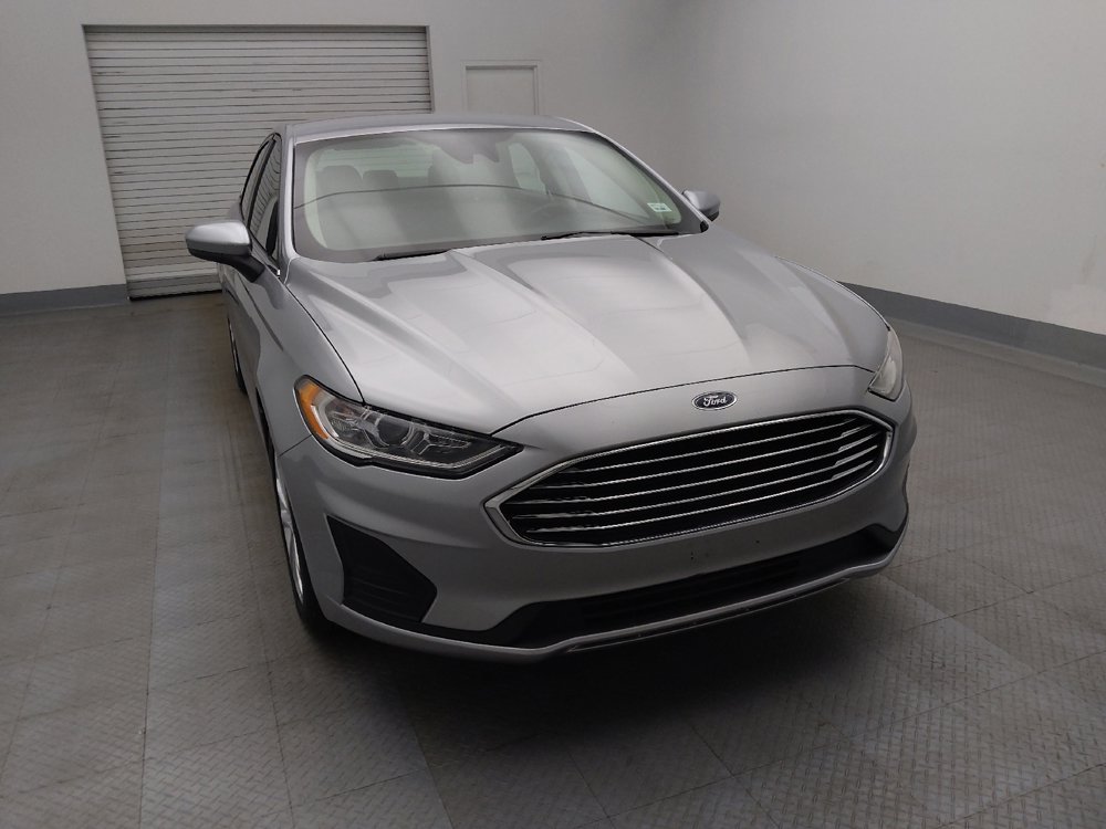 Used 2020 Ford Fusion SE image 14