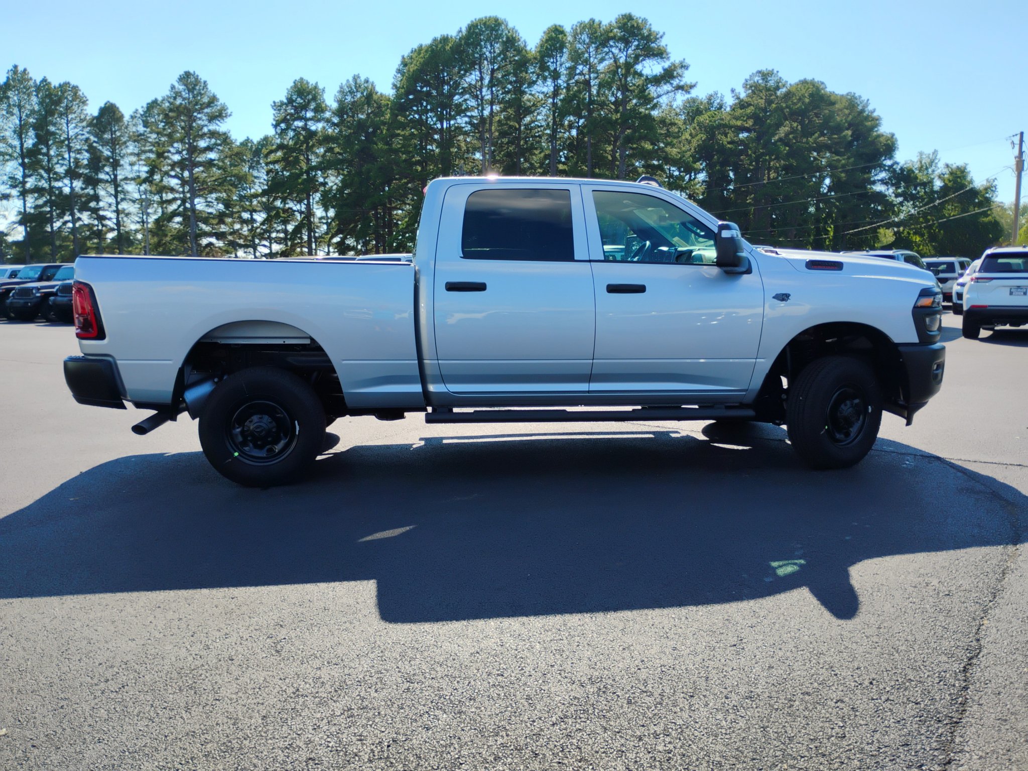 New 2027 RAM 2500 Tradesman AWD/4WD image 4