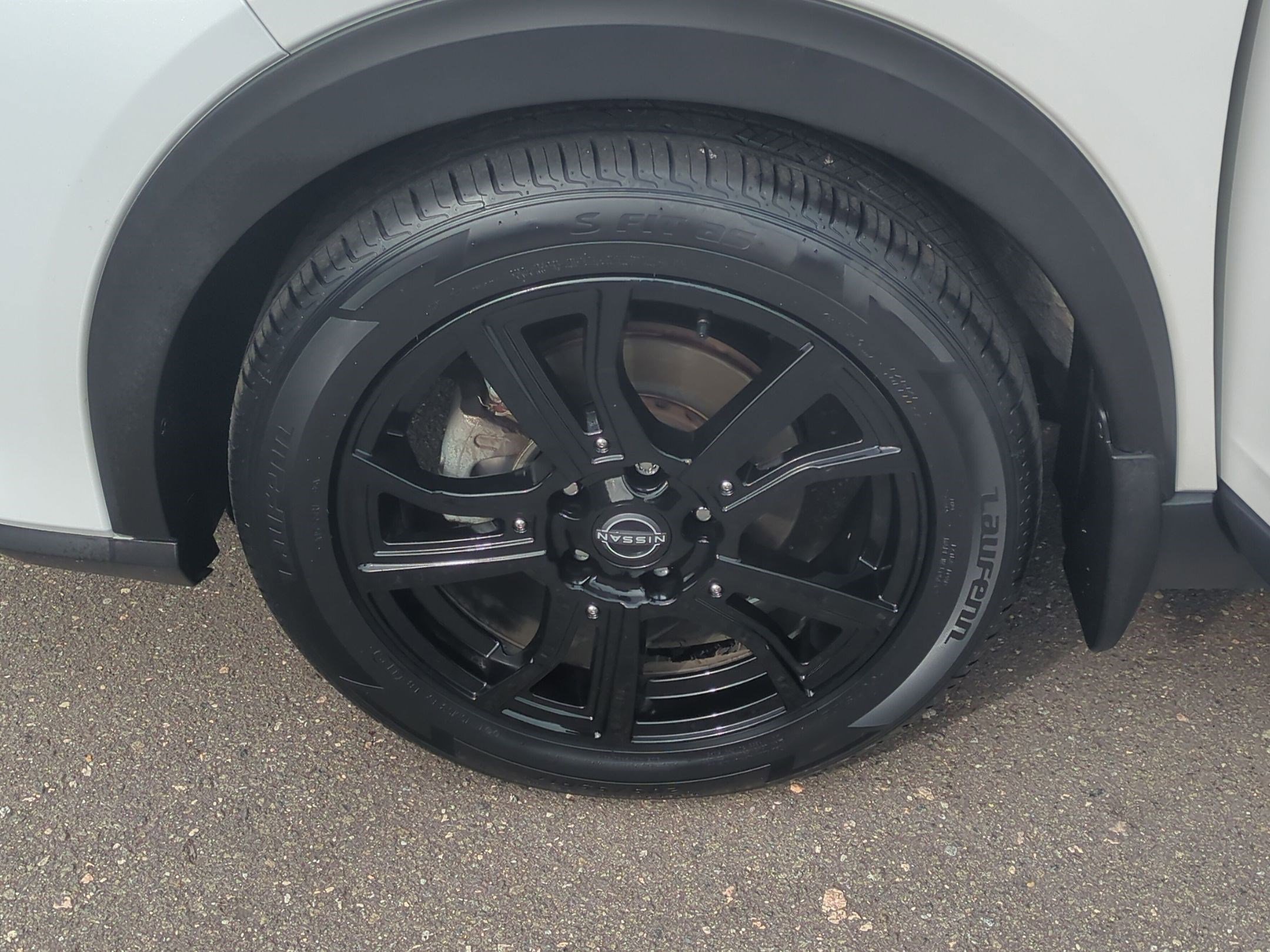 Used 2023 Nissan Kicks SR w/ SR Premium Package image 26