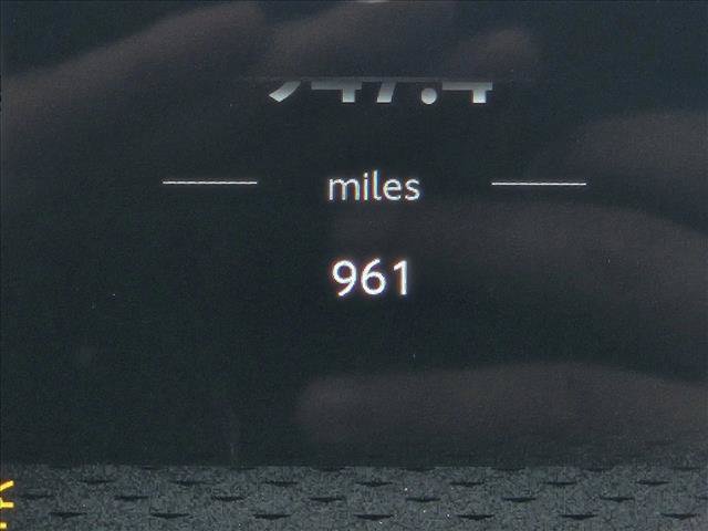 Used 2026 Aston Martin DBX 707 AWD/4WD image 21