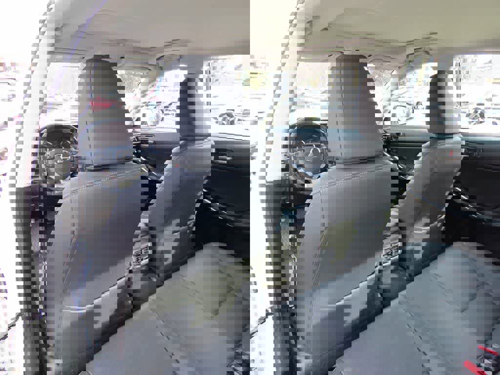 Used 2019 Lexus IS 300 image 13