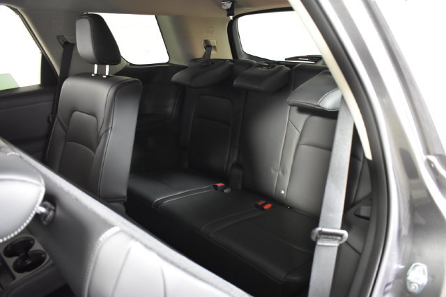 New 2026 Nissan Pathfinder SL AWD/4WD image 32