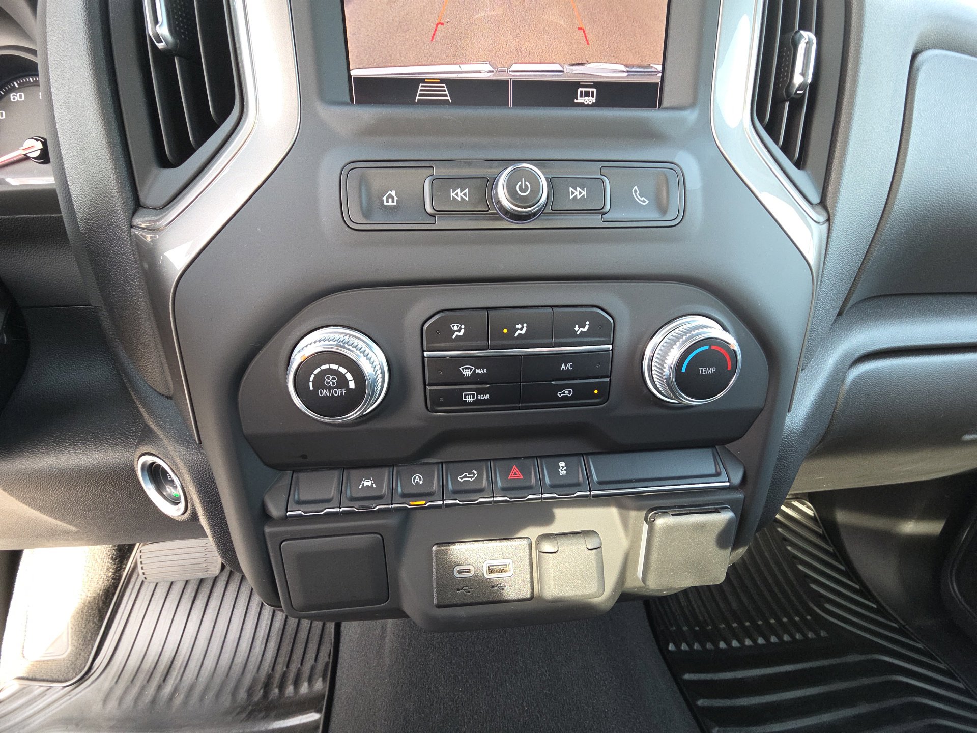 Certified 2025 GMC Sierra 1500 Pro w/ Pro Value Package image 23