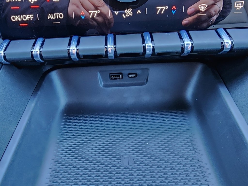 New 2026 GMC Terrain AT4 w/ Convenience Package III image 31