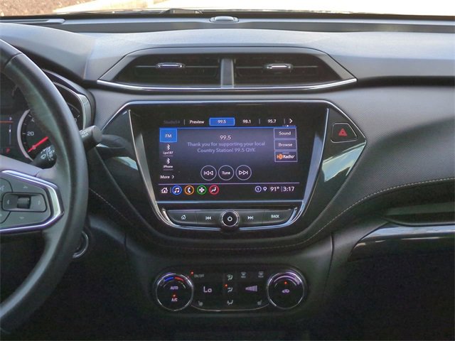 Used 2022 Chevrolet TrailBlazer ACTIV w/ Technology Package image 17